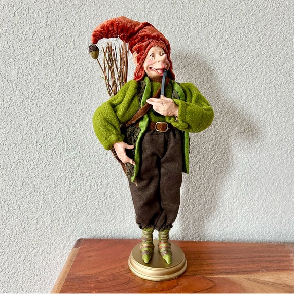 Vintage Elf Irish Woodland Folk Pipe Smoking Figurine Doll Christmas - Picture 1 of 10